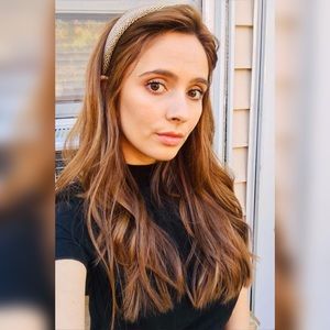 Meet your Posher, Isabela